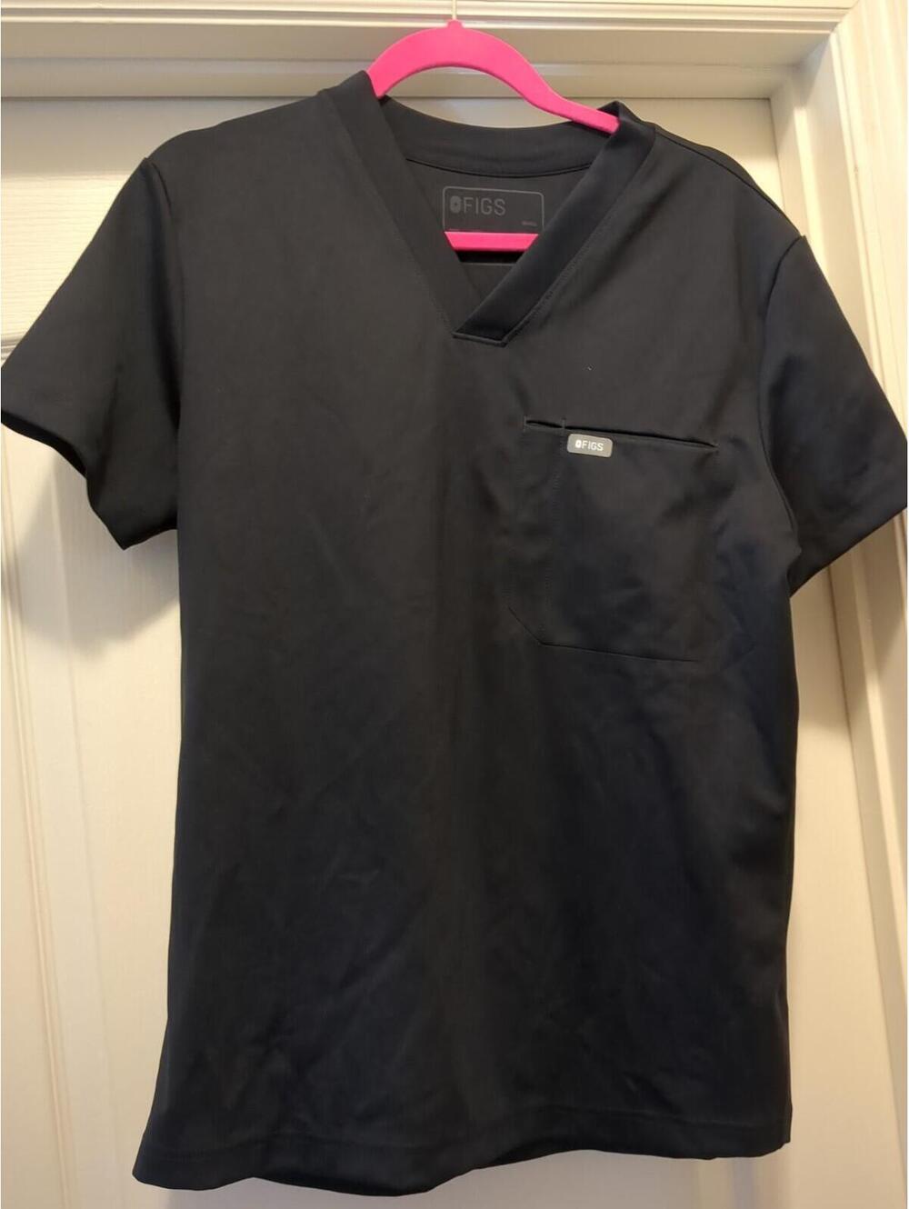 FIGS Shirt Mens S Navy Blue FORMx Logan V-Neck Scrub Top Moisture Wicking NWOT